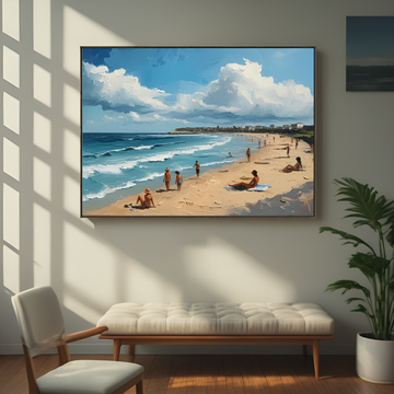 شاطئ حيوي تحت مظلة من السحب